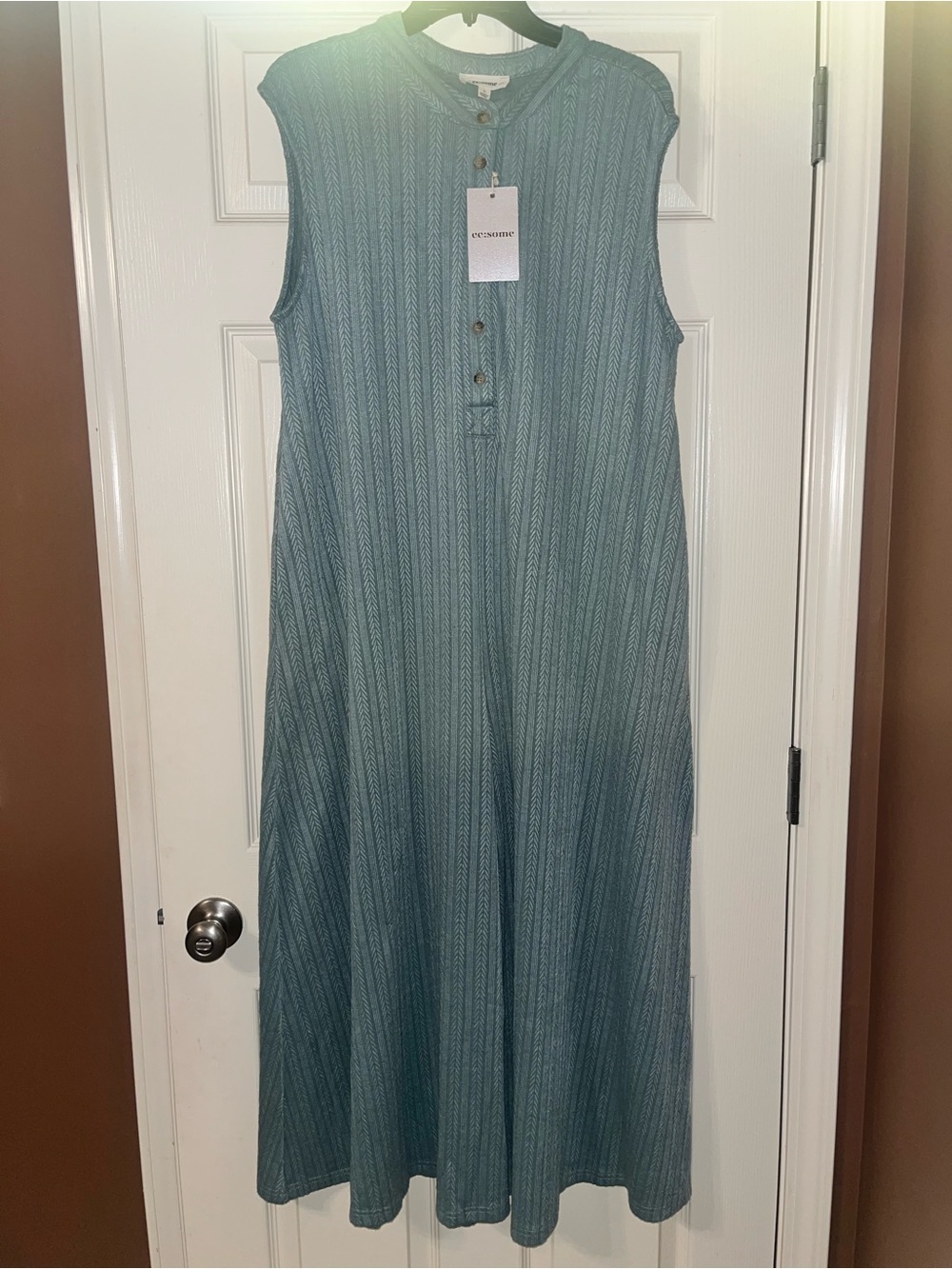 eesome Sleeveless Textured Dress in Teal Blue